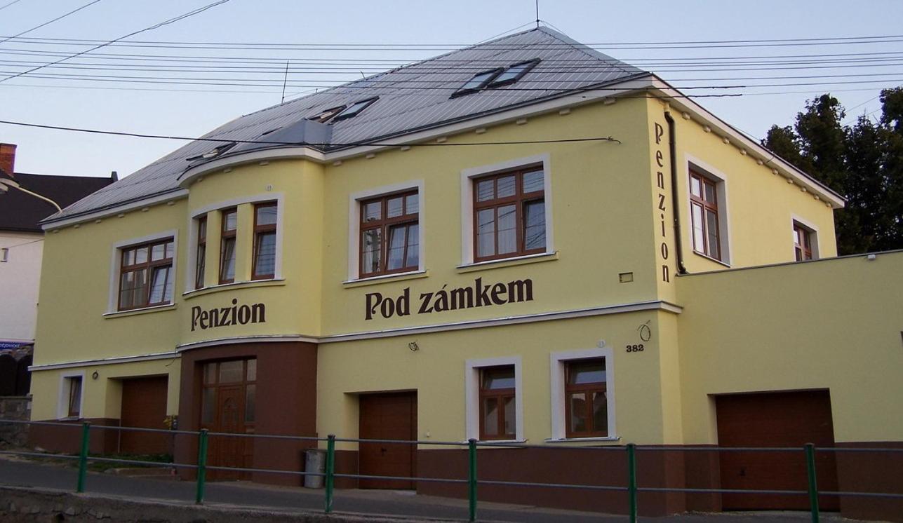 Penzion Pod Zamkem Визовице Екстериор снимка